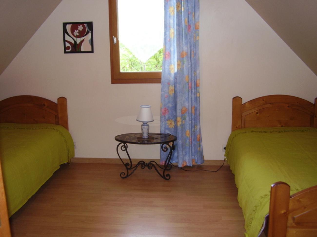 u0a_Chambre chalet ouest.jpg